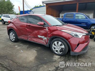 Czwarte zdjęcie samochodu z boku: 2019 TOYOTA C-HR LE VIN:JTNKHMBXXK1025886 - miniatura
