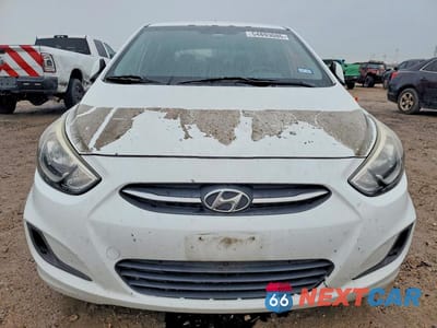 Piąte zdjęcie samochodu w środku: 2015 HYUNDAI ACCENT GS VIN:KMHCT5AE1FU211832 - miniatura