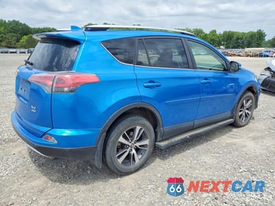 Trzecie zdjęcie samochodu z tyłu: 2016 TOYOTA RAV4 XLE VIN:JTMRFREV8GJ083227 - miniatura