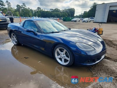 Czwarte zdjęcie samochodu z boku: 2005 CHEVROLET CORVETTE VIN:1G1YY24U455130533 - miniatura