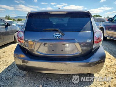 Zdjęcie 6 z 12 samochodu: 2014 TOYOTA PRIUS C ONE VIN:JTDKDTB34E1071743 - miniatura