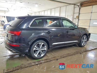 Trzecie zdjęcie samochodu z tyłu: 2021 AUDI Q7 PREMIUM PLUS VIN:WA1LXAF74MD023065 - miniatura