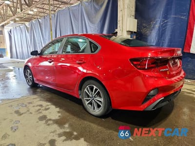 Drugie zdjęcie samochodu z przodu: 2023 KIA FORTE LXS VIN:3KPF24AD6PE592101 - miniatura
