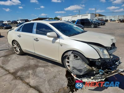 Czwarte zdjęcie samochodu z boku: 2014 CADILLAC XTS PREMIUM COLLECTION VIN:2G61P5S30E9125830 - miniatura