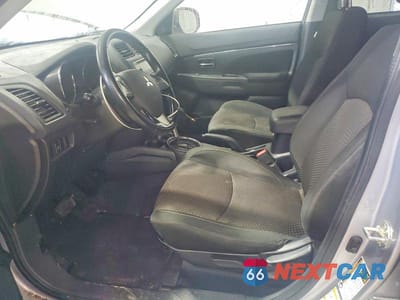Zdjęcie 7 z 13 samochodu: 2016 MITSUBISHI OUTLANDER SPORT ES VIN:JA4AP3AU0GZ034555 - miniatura