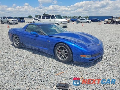 Czwarte zdjęcie samochodu z boku: 2003 CHEVROLET CORVETTE Z06 VIN:1G1YY12S635101396 - miniatura