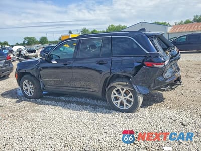 Drugie zdjęcie samochodu z przodu: 2023 JEEP GRAND CHEROKEE LIMITED VIN:1C4RJHBG1P8882563 - miniatura