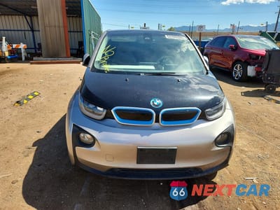 Piąte zdjęcie samochodu w środku: 2014 BMW I3 BEV VIN:WBY1Z2C5XEV283710 - miniatura