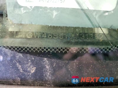Zdjęcie 12 z 12 samochodu: 2001 JEEP GRAND CHEROKEE LAREDO VIN:1J4GW48S51C731382 - miniatura