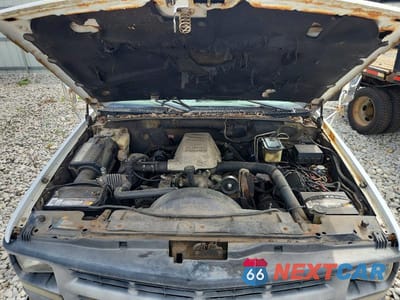 Zdjęcie 7 z 10 samochodu: 2002 CHEVROLET GMT-400 C3500-HD VIN:3GBKC34F82M116843 - miniatura