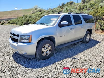 2011 CHEVROLET SUBURBAN K1500 LT 1GNSKJE37BR262728 - główne zdjęcie licytacji z USA - miniatura
