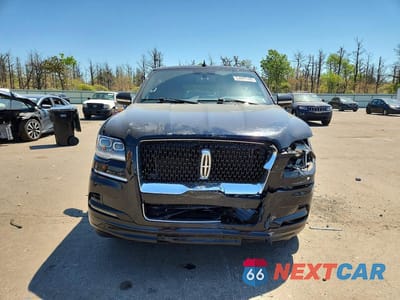 Piąte zdjęcie samochodu w środku: 2023 LINCOLN NAVIGATOR RESERVE VIN:5LMJJ2LG7PEL10433 - miniatura