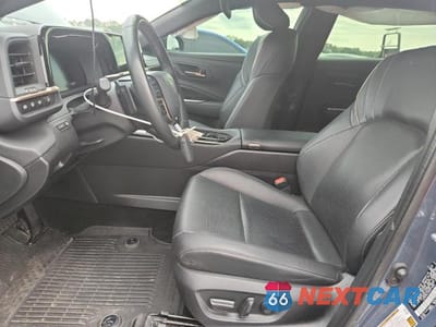 Zdjęcie 7 z 13 samochodu: 2025 TOYOTA CROWN SIGNIA XLE VIN:JTDACAAJ3S3019068 - miniatura