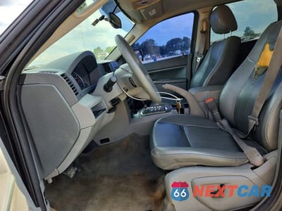 Zdjęcie 7 z 13 samochodu: 2006 JEEP GRAND CHEROKEE LAREDO VIN:1J4GS48K56C178350 - miniatura