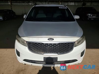 Piąte zdjęcie samochodu w środku: 2016 KIA SEDONA LX VIN:KNDMB5C12G6098677 - miniatura