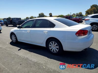 Drugie zdjęcie samochodu z przodu: 2013 VOLKSWAGEN PASSAT S VIN:1VWAP7A39DC029094 - miniatura