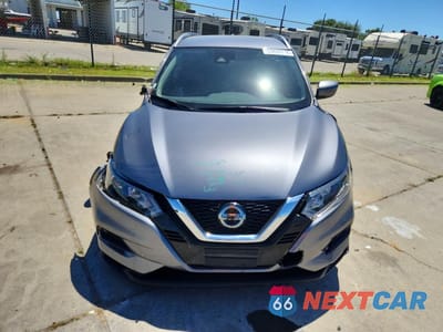 Piąte zdjęcie samochodu w środku: 2022 NISSAN ROGUE SPORT SV VIN:JN1BJ1BV1NW347400 - miniatura