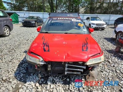 Piąte zdjęcie samochodu w środku: 2002 HONDA ACCORD LX VIN:1HGCG66772A068195 - miniatura