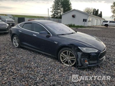 Czwarte zdjęcie samochodu z boku: 2013 TESLA MODEL S VIN:5YJSA1CG9DFP17248 - miniatura