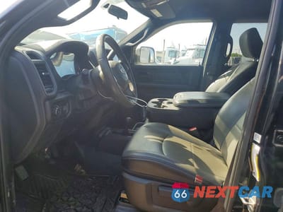 Zdjęcie 7 z 13 samochodu: 2022 RAM 3500 TRADESMAN VIN:3C63RRGL5NG159551 - miniatura
