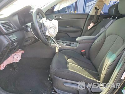 Zdjęcie 7 z 12 samochodu: 2016 KIA OPTIMA LX VIN:5XXGT4L39GG074125 - miniatura
