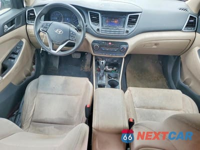 Zdjęcie 8 z 14 samochodu: 2018 HYUNDAI TUCSON SE VIN:KM8J2CA40JU631354 - miniatura