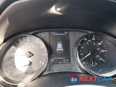 Zdjęcie 9 z 12 samochodu: 2017 NISSAN ROGUE SV VIN:KNMAT2MTXHP551177 - miniatura