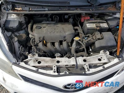 Zdjęcie 11 z 12 samochodu: 2014 TOYOTA YARIS 5-DOOR LE VIN:JTDKTUD36ED580964 - miniatura