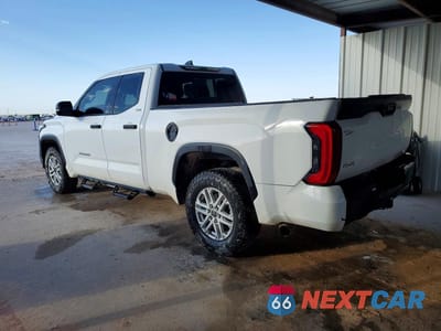 Drugie zdjęcie samochodu z przodu: 2022 TOYOTA TUNDRA SR5 VIN:5TFLA5DA0NX049093 - miniatura