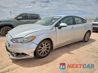 2017 FORD FUSION SE 3FA6P0H73HR150645 - główne zdjęcie licytacji z USA - miniatura