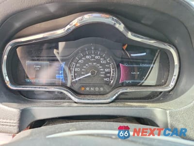 Zdjęcie 9 z 13 samochodu: 2015 LINCOLN MKT VIN:2LMHJ5AT1FBL03642 - miniatura