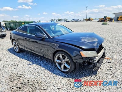 Czwarte zdjęcie samochodu z boku: 2012 AUDI A5 PREMIUM PLUS VIN:WAULFAFR8CA024193 - miniatura