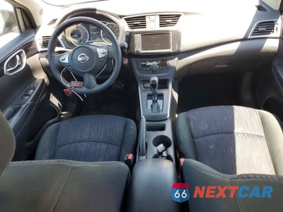 Zdjęcie 8 z 12 samochodu: 2019 NISSAN SENTRA SV VIN:3N1AB7APXKY329173 - miniatura