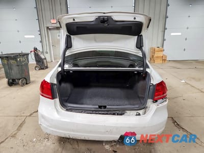 Zdjęcie 6 z 13 samochodu: 2013 VOLKSWAGEN PASSAT S VIN:1VWAH7A32DC056697 - miniatura