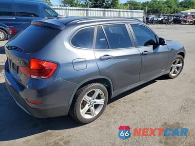 Trzecie zdjęcie samochodu z tyłu: 2014 BMW X1 SDRIVE28I VIN:WBAVM1C52EVW52083 - miniatura