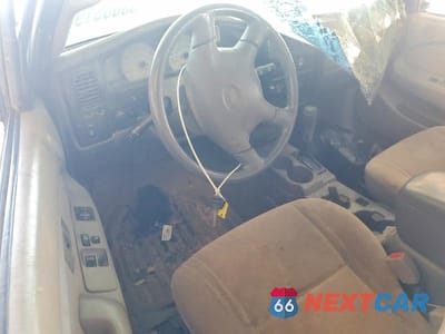 Zdjęcie 8 z 12 samochodu: 2004 TOYOTA TACOMA XTRACAB PRERUNNER VIN:5TESN92N24Z338674 - miniatura