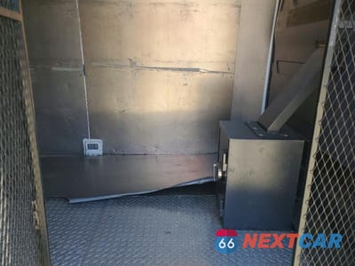 Zdjęcie 11 z 13 samochodu: 2019 MERCEDES BENZ SPRINTER 2500 REFRIGERATED DELIVERY VAN VIN:WD4PF1CD1KP070284 - miniatura