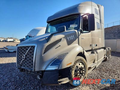 Drugie zdjęcie samochodu z przodu: 2020 VOLVO VNL SEMI TRUCK VIN:4V4NC9EH6LN204961 - miniatura