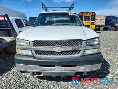 Piąte zdjęcie samochodu w środku: 2004 CHEVROLET SILVERADO K3500 VIN:1GBHK39214E285551 - miniatura
