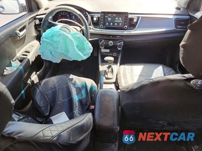 Zdjęcie 8 z 12 samochodu: 2019 KIA RIO VIN:3KPA24ABXKE233769 - miniatura