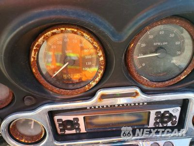 Zdjęcie 7 z 9 samochodu: 2013 HARLEY-DAVIDSON FLHTCU ULTRA CLASSIC ELECTRA GLIDE VIN:1HD1FCM11DB625619 - miniatura