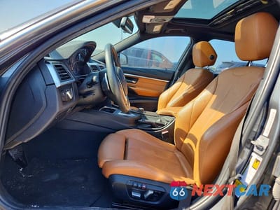 Zdjęcie 7 z 12 samochodu: 2018 BMW 330 I VIN:WBA8B9G54JNU95873 - miniatura