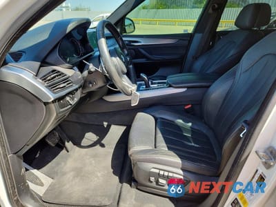Zdjęcie 7 z 13 samochodu: 2018 BMW X5 XDRIVE50I VIN:5UXKR6C50J0U14212 - miniatura