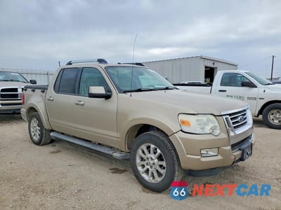 Czwarte zdjęcie samochodu z boku: 2007 FORD EXPLORER SPORT TRAC LIMITED VIN:1FMEU53KX7UA30478 - miniatura