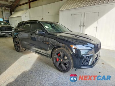 Czwarte zdjęcie samochodu z boku: 2022 JAGUAR F-PACE SVR VIN:SADCZ2EE3NA693459 - miniatura