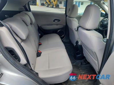 Zdjęcie 10 z 12 samochodu: 2017 HONDA HR-V EX VIN:3CZRU6H59HM721046 - miniatura
