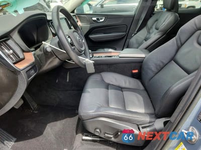 Zdjęcie 7 z 13 samochodu: 2023 VOLVO XC60 PLUS VIN:YV4L12RN7P1340753 - miniatura