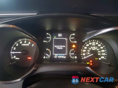Zdjęcie 9 z 13 samochodu: 2020 TOYOTA SEQUOIA TRD SPORT VIN:5TDBY5G16LS175559 - miniatura