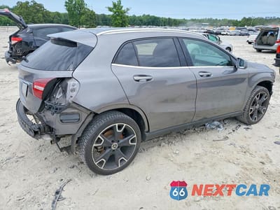 Trzecie zdjęcie samochodu z tyłu: 2018 MERCEDES-BENZ GLA 250 VIN:WDCTG4EB5JJ444426 - miniatura