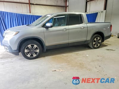 2017 HONDA RIDGELINE RTL 5FPYK3F7XHB006086 - główne zdjęcie licytacji z USA - miniatura